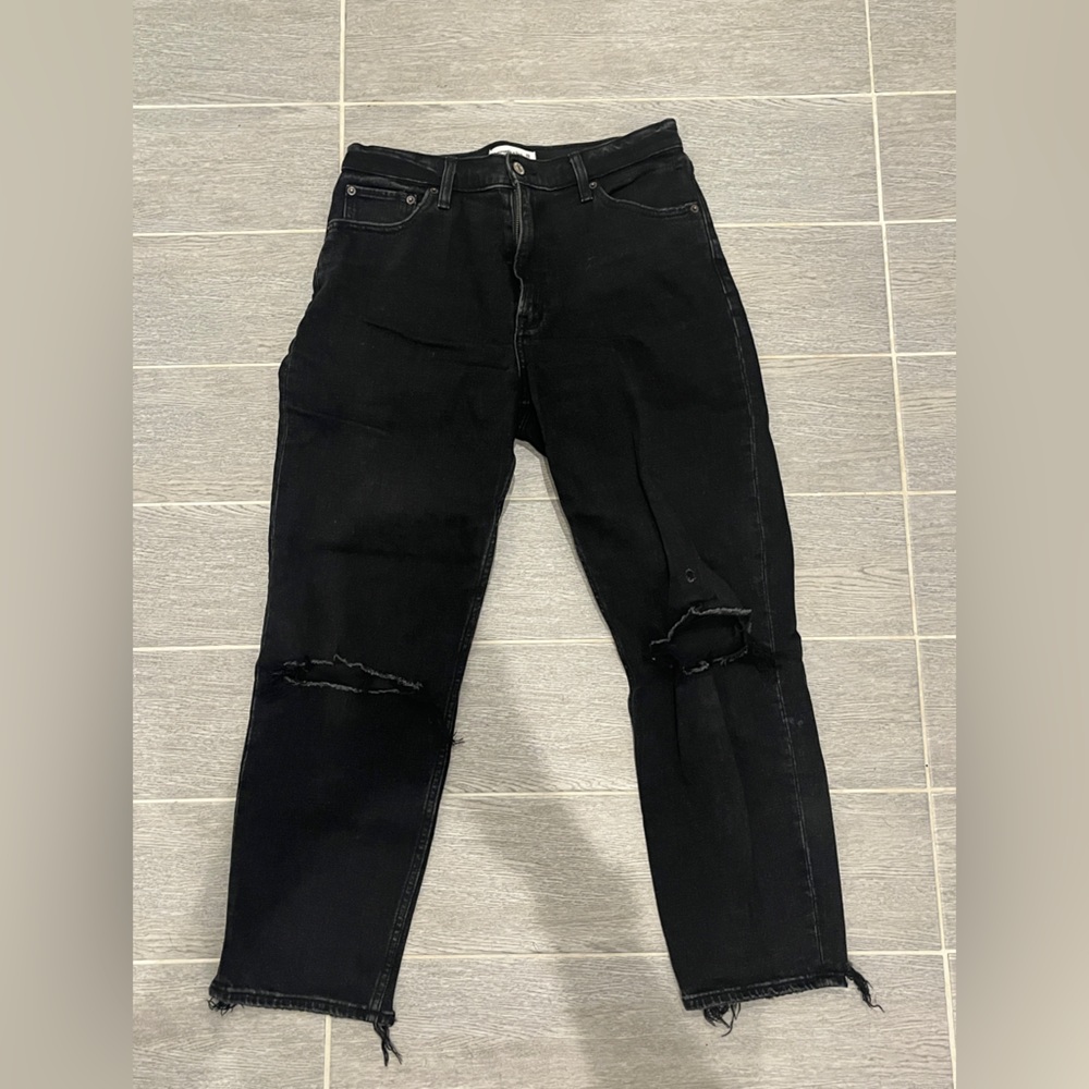 Abercrombie The Mom high rise - black, size 10